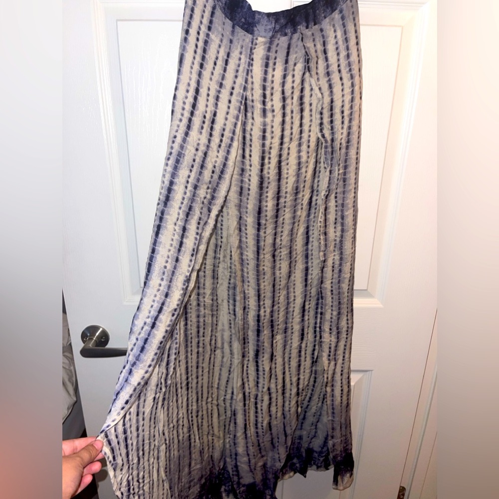 Cotton maxi skirt with slit